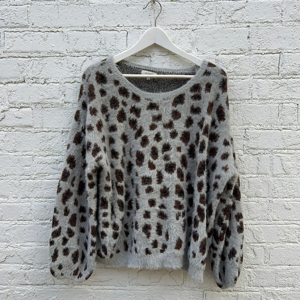 Oceanus boutique animal print sweater sz L
